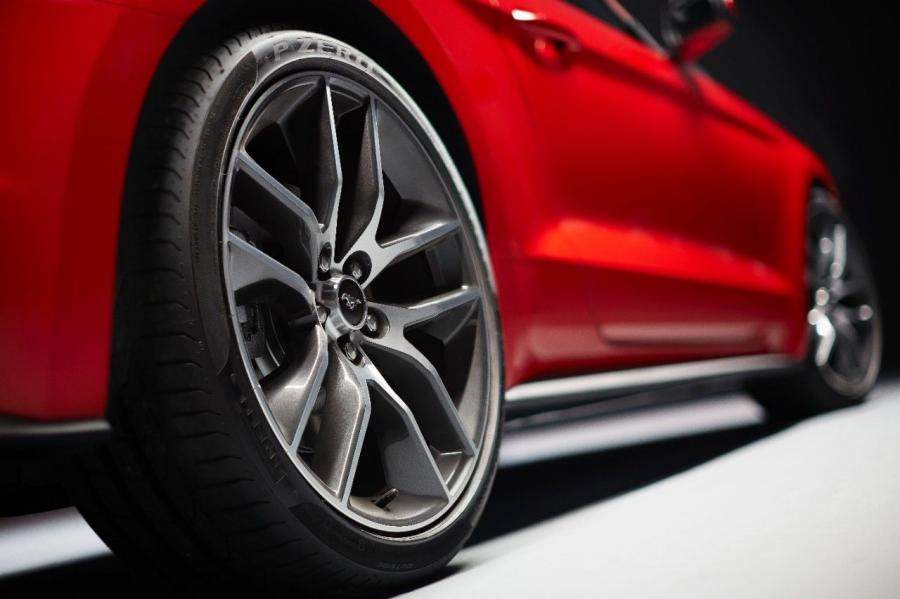  Ford Mustang GT 2015 года  (фото 57 из 93)